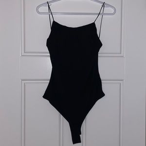 Backless body suit